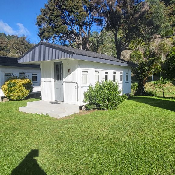 Holiday cabins in Picton